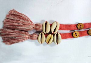 Opt-24 -cowrie tassel